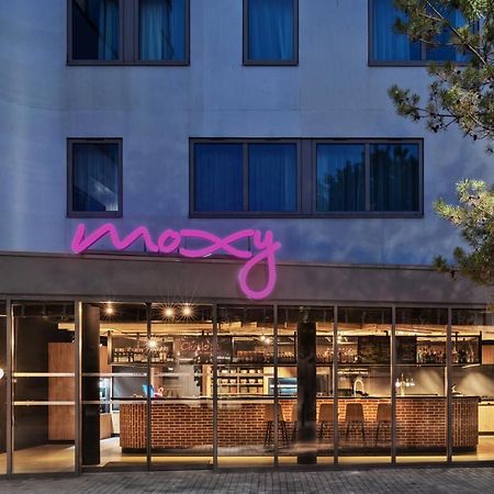 Moxy Amiens Hotel Exterior photo