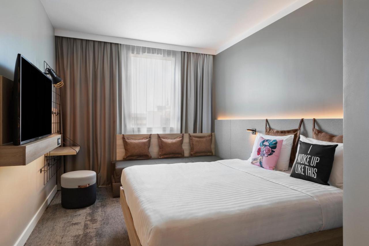Moxy Amiens Hotel Exterior photo