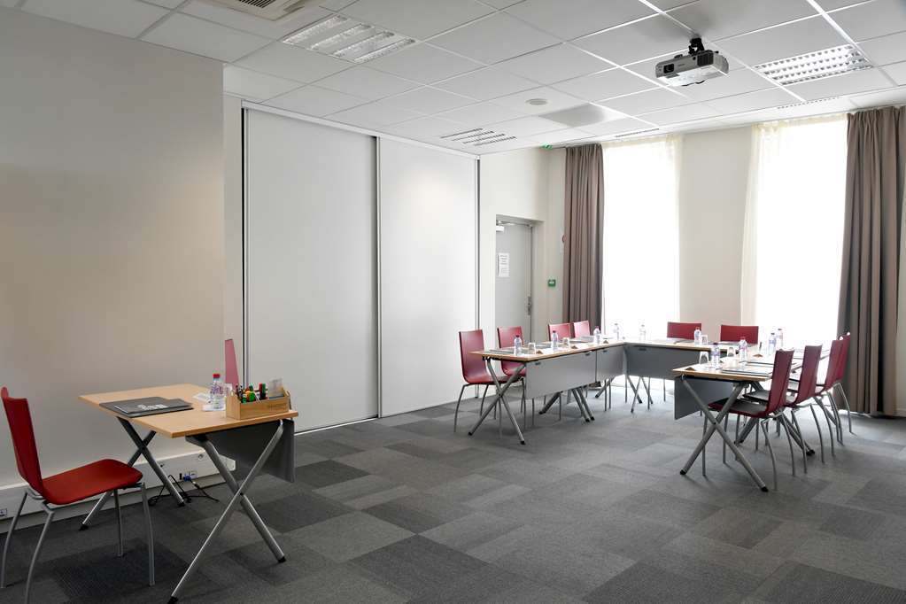 Moxy Amiens Hotel Facilities photo