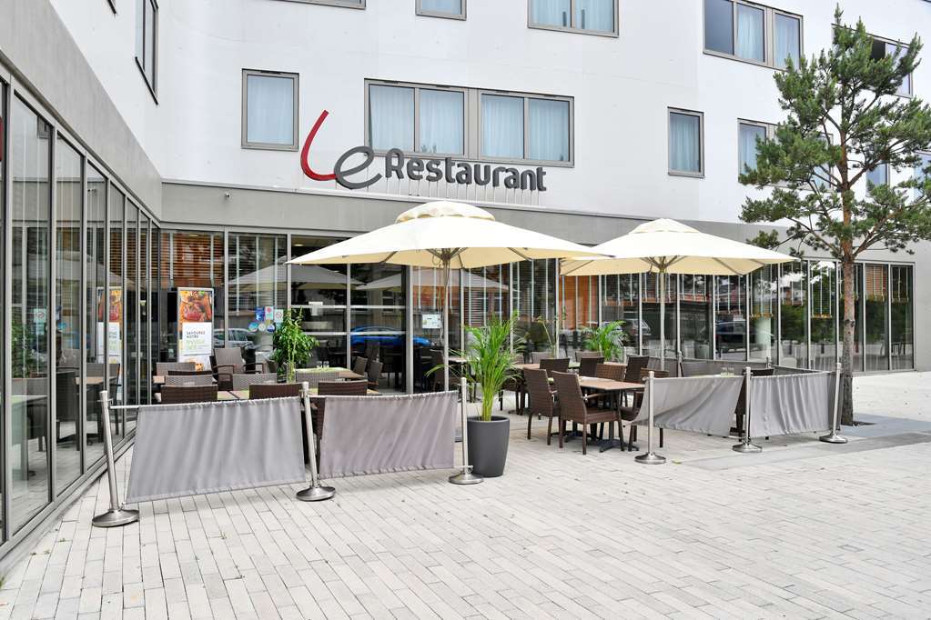 Moxy Amiens Hotel Exterior photo